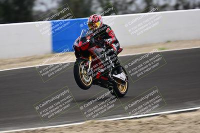 media/Apr-18-2025-TrackDaz (Fri) [[45f5874c44]]/A Group/Session 3 (Turn 6 - Outside)/